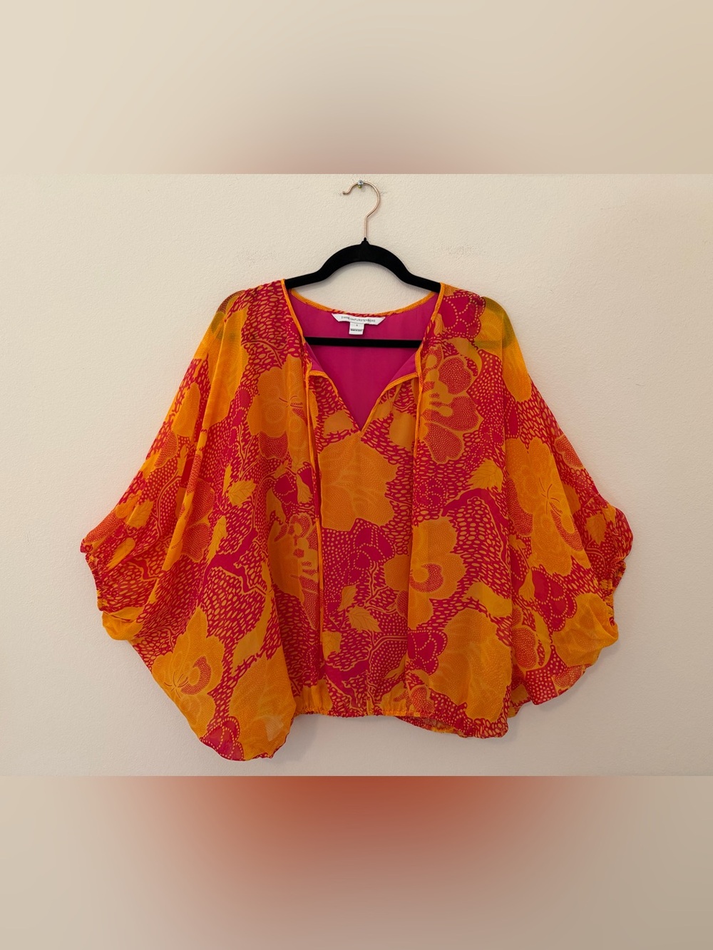 DVF Orange & Pink Silk Blouse Size Small Batwing Resortwear Summer Cruise
